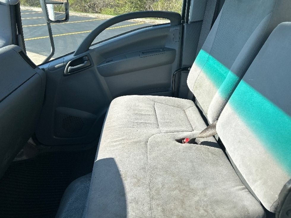 Medium Duty Box Truck-Light and Medium Duty Trucks-Isuzu-2022-NQR-Nashville (Mount Juliet)-TN-184,861\n\t\tmiles-$ 38,500 - Image 19