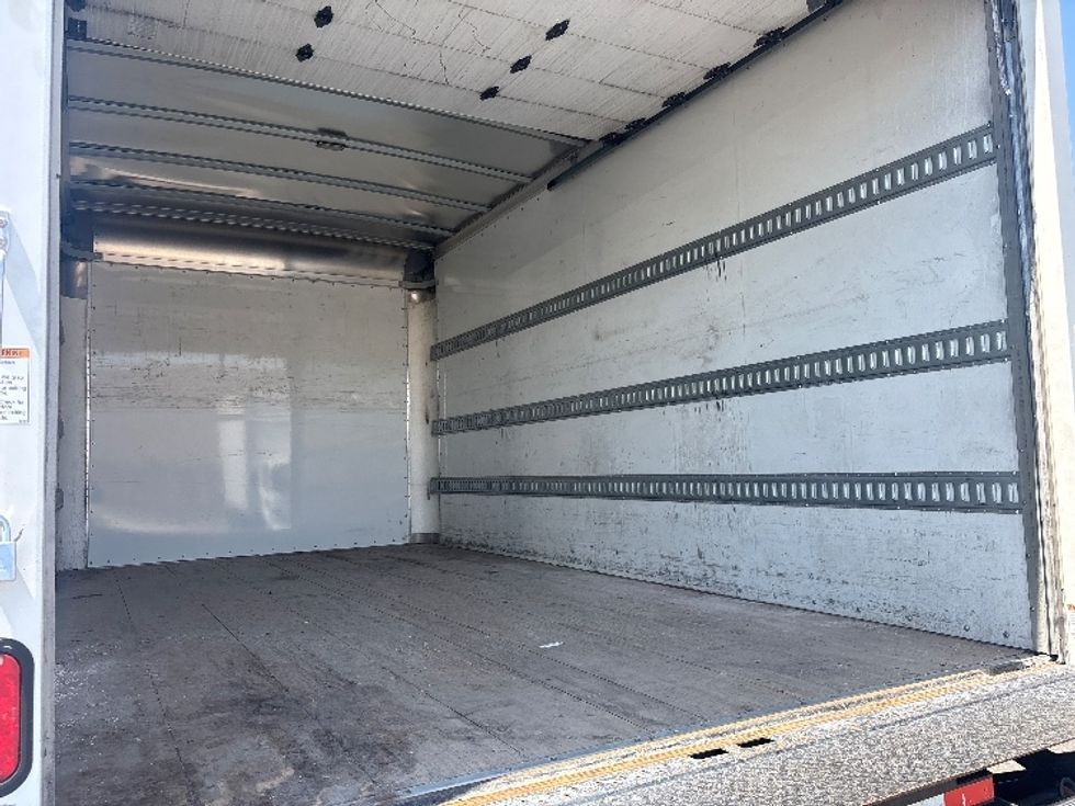 Medium Duty Box Truck-Light and Medium Duty Trucks-Isuzu-2022-NQR-Phoenix-AZ-113,060\n\t\tmiles-$ 47,750 - Image 12