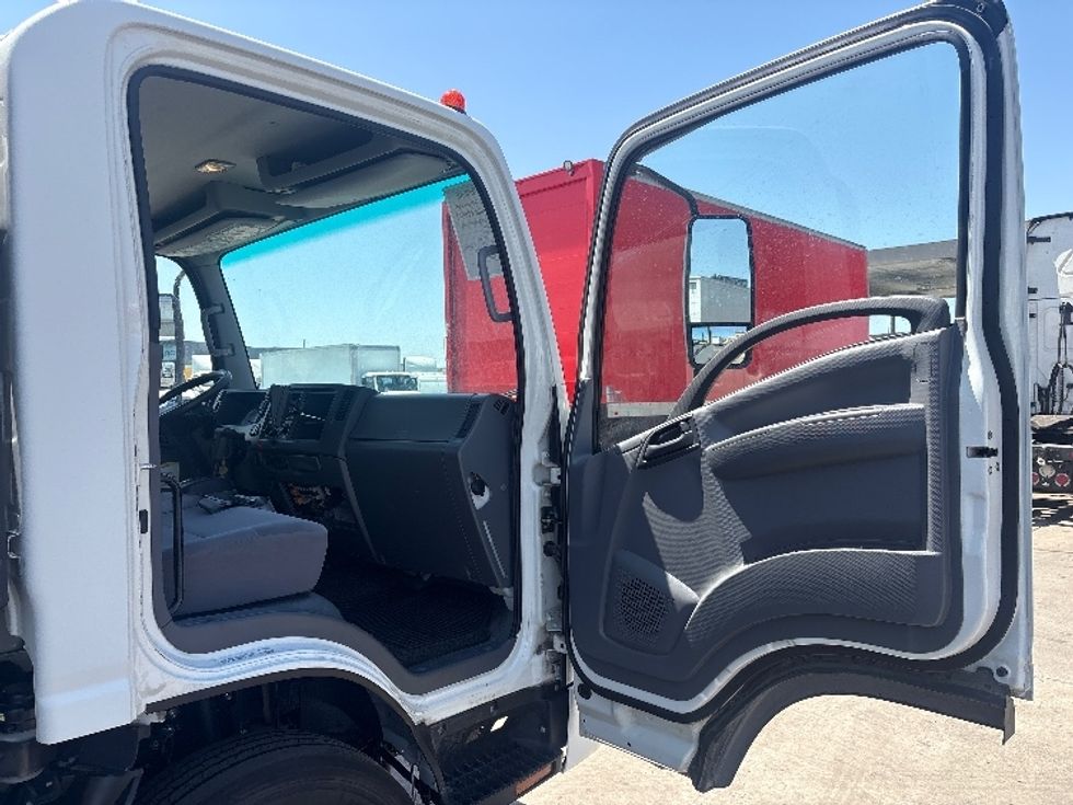 Medium Duty Box Truck-Light and Medium Duty Trucks-Isuzu-2022-NQR-Phoenix-AZ-113,060\n\t\tmiles-$ 47,750 - Image 20