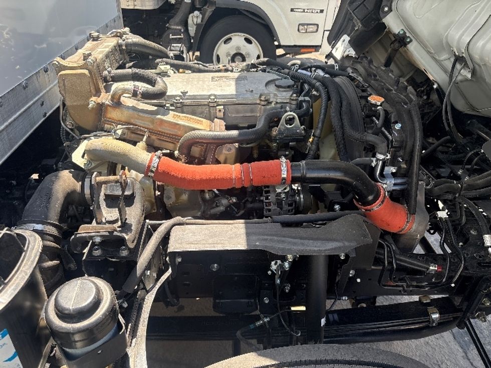 Medium Duty Box Truck-Light and Medium Duty Trucks-Isuzu-2022-NQR-Phoenix-AZ-113,060\n\t\tmiles-$ 47,750 - Image 23