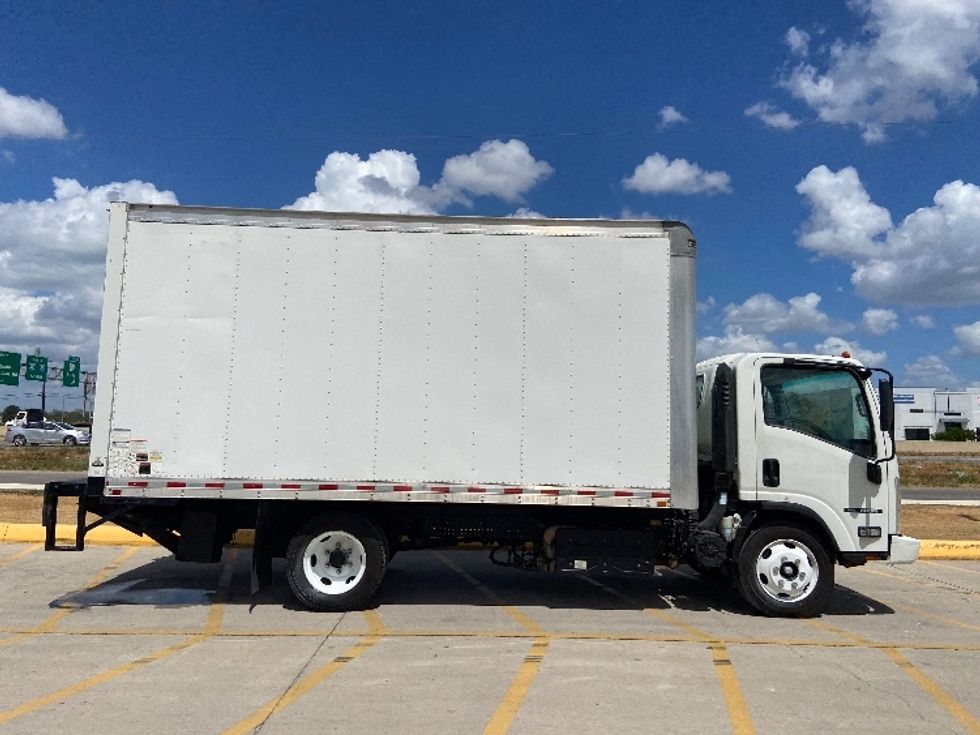 Medium Duty Box Truck-Light and Medium Duty Trucks-Isuzu-2022-NQR-San Antonio-TX-96,392\n\t\tmiles-$ 50,500 - Image 15