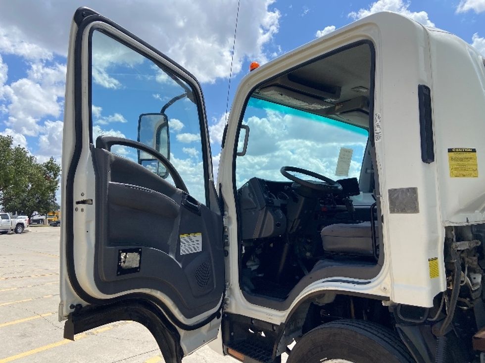 Medium Duty Box Truck-Light and Medium Duty Trucks-Isuzu-2022-NQR-San Antonio-TX-96,392\n\t\tmiles-$ 50,500 - Image 16