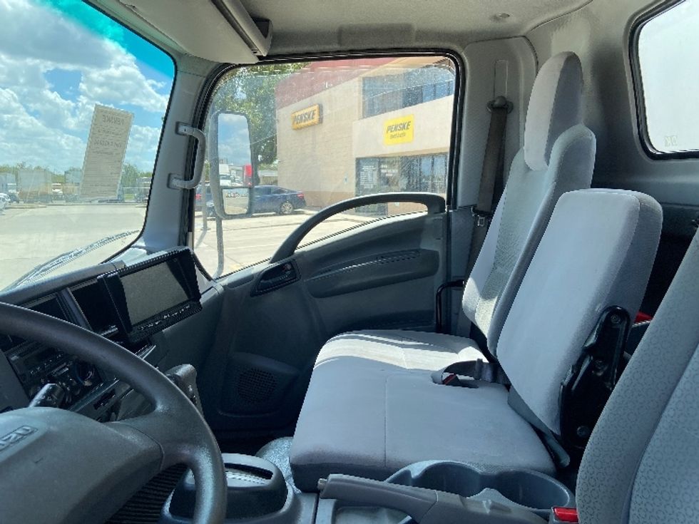 Medium Duty Box Truck-Light and Medium Duty Trucks-Isuzu-2022-NQR-San Antonio-TX-96,392\n\t\tmiles-$ 50,500 - Image 19