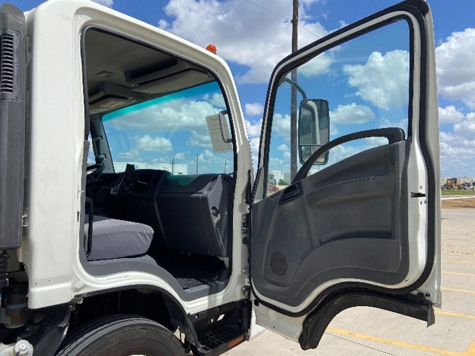 Medium Duty Box Truck-Light and Medium Duty Trucks-Isuzu-2022-NQR-San Antonio-TX-96,392\n\t\tmiles-$ 50,500 - Image 20