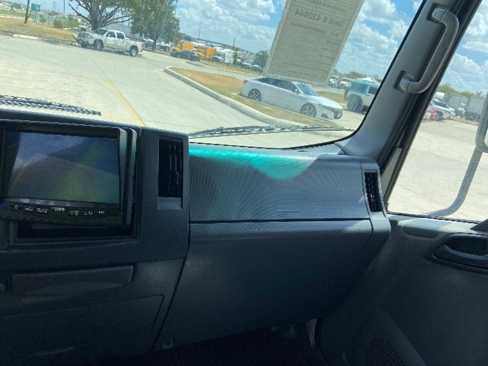 Medium Duty Box Truck-Light and Medium Duty Trucks-Isuzu-2022-NQR-San Antonio-TX-96,392\n\t\tmiles-$ 50,500 - Image 21