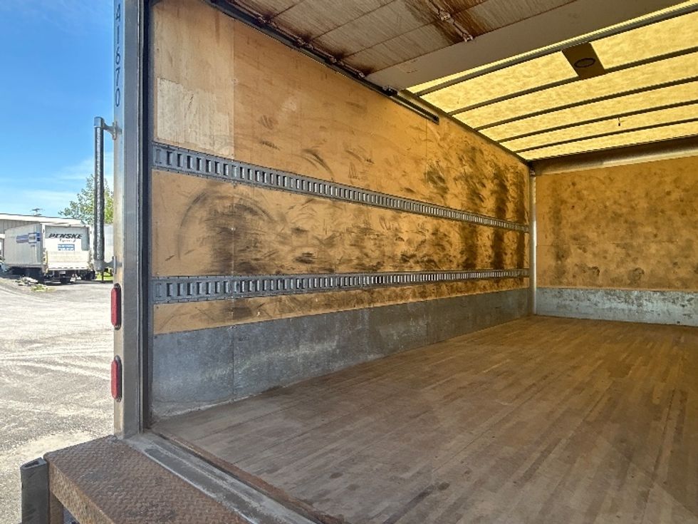 Medium Duty Box Truck-Light and Medium Duty Trucks-Isuzu-2022-NQR-Watertown-NY-93,692\n\t\tmiles-$ 47,000 - Image 11