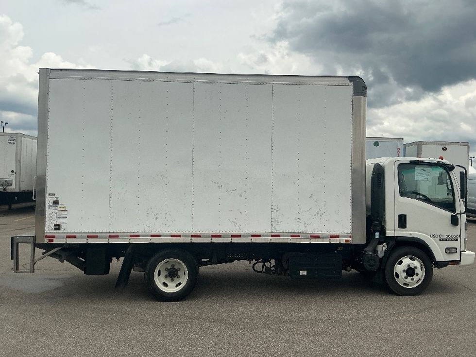 Medium Duty Box Truck-Light and Medium Duty Trucks-Isuzu-2022-NRR-Cincinnati-OH-141,712\n\t\tmiles-$ 39,500 - Image 15