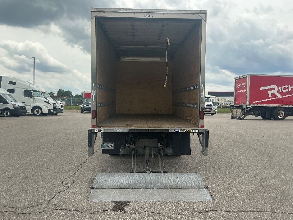 Medium Duty Box Truck-Light and Medium Duty Trucks-Isuzu-2022-NRR-Cincinnati-OH-141,712\n\t\tmiles-$ 39,500 - Image 9
