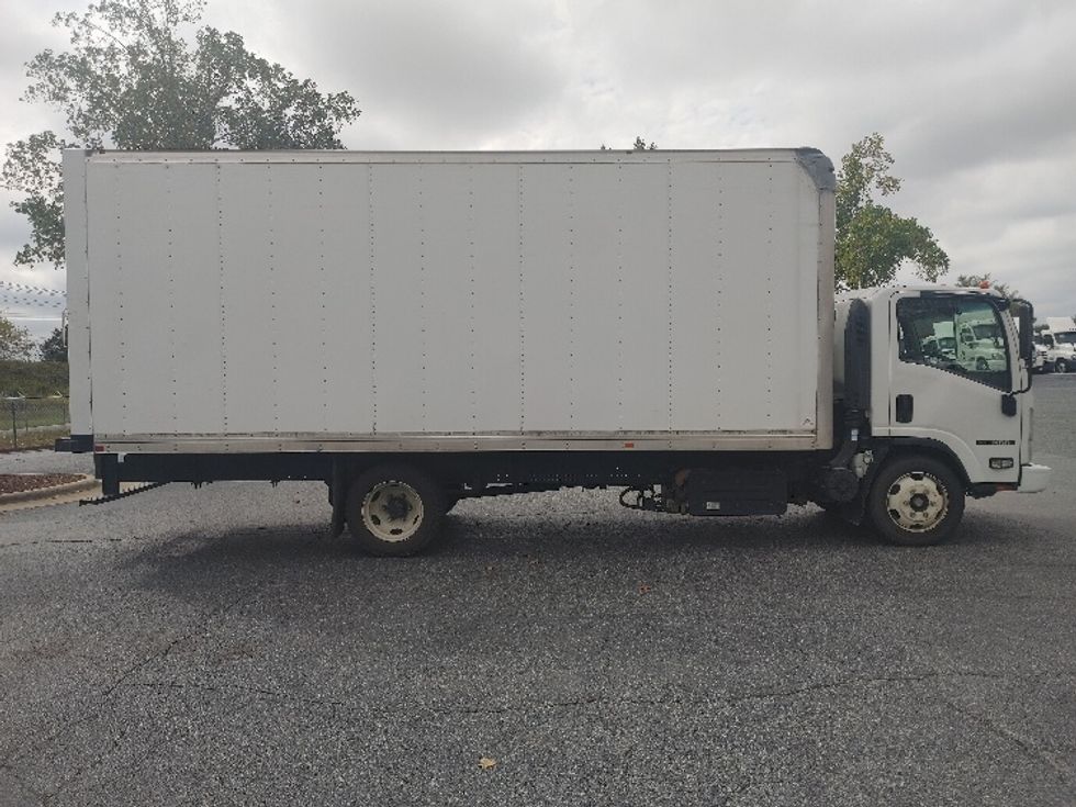 Medium Duty Box Truck-Light and Medium Duty Trucks-Isuzu-2022-NRR-Concord-NC-169,896\n\t\tmiles-$ 39,250 - Image 14
