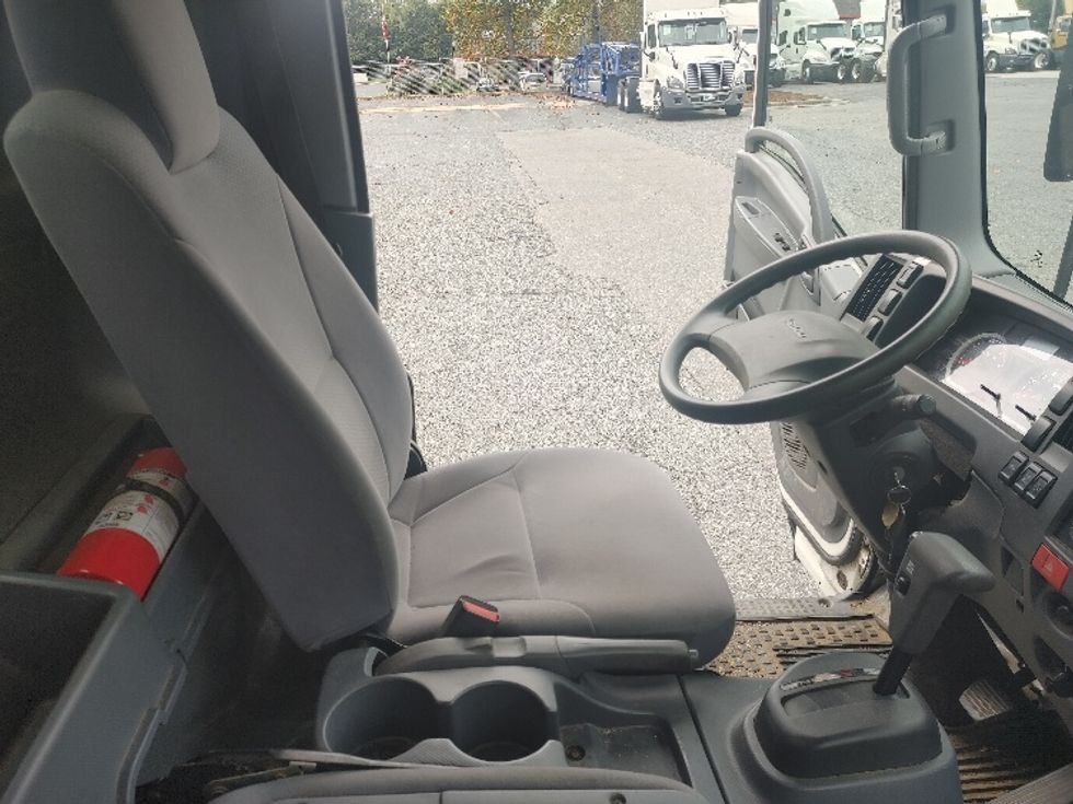 Medium Duty Box Truck-Light and Medium Duty Trucks-Isuzu-2022-NRR-Concord-NC-169,896\n\t\tmiles-$ 39,250 - Image 20