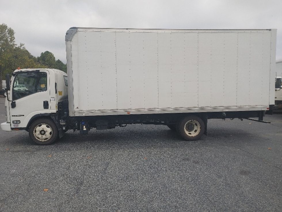 Medium Duty Box Truck-Light and Medium Duty Trucks-Isuzu-2022-NRR-Concord-NC-169,896\n\t\tmiles-$ 39,250 - Image 4