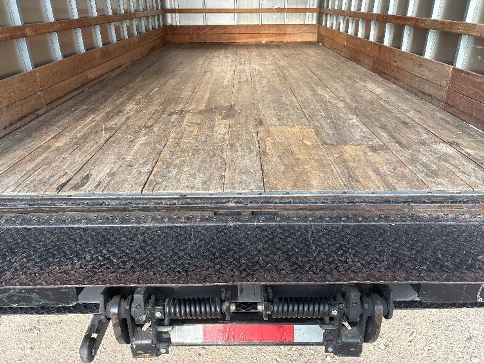 Medium Duty Box Truck-Light and Medium Duty Trucks-Isuzu-2022-NRR-Katy-TX-102,777\n\t\tmiles-$ 52,500 - Image 10