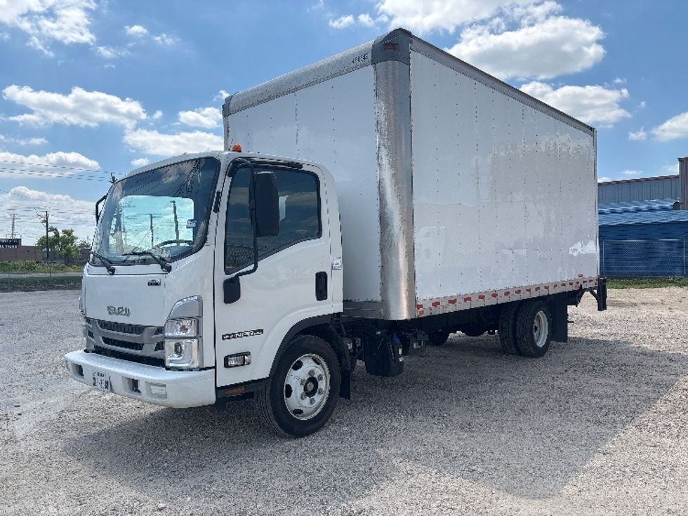 Medium Duty Box Truck-Light and Medium Duty Trucks-Isuzu-2022-NRR-Katy-TX-102,777\n\t\tmiles-$ 52,500 - Image 3