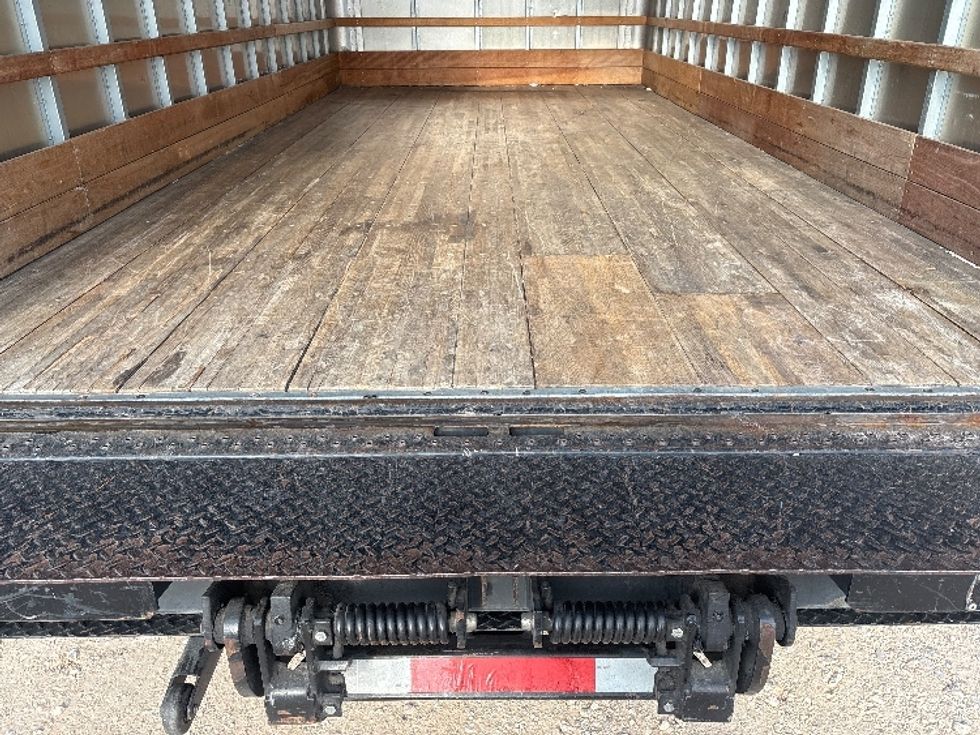 Medium Duty Box Truck-Light and Medium Duty Trucks-Isuzu-2022-NRR-Katy-TX-109,893\n\t\tmiles-$ 53,250 - Image 10