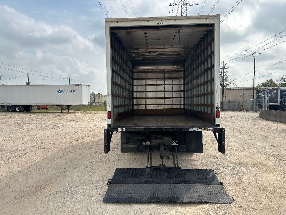 Medium Duty Box Truck-Light and Medium Duty Trucks-Isuzu-2022-NRR-Katy-TX-110,595\n\t\tmiles-$ 51,000 - Image 9