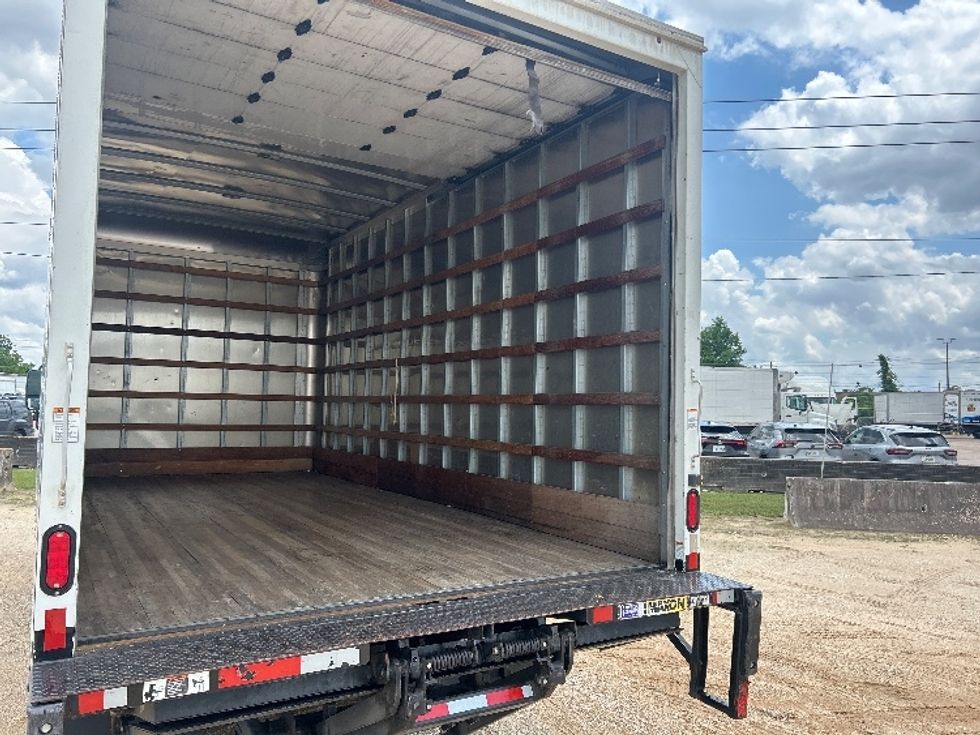 Medium Duty Box Truck-Light and Medium Duty Trucks-Isuzu-2022-NRR-Katy-TX-111,724\n\t\tmiles-$ 49,000 - Image 12