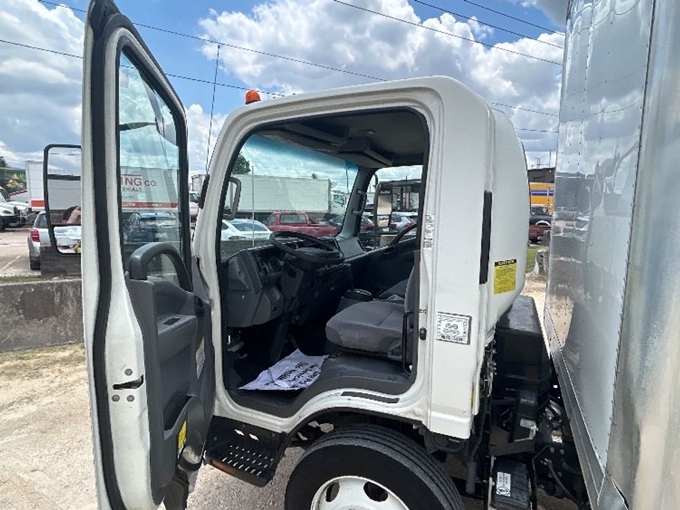 Medium Duty Box Truck-Light and Medium Duty Trucks-Isuzu-2022-NRR-Katy-TX-111,724\n\t\tmiles-$ 49,000 - Image 16