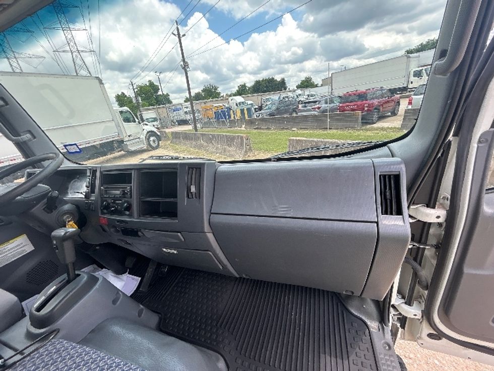 Medium Duty Box Truck-Light and Medium Duty Trucks-Isuzu-2022-NRR-Katy-TX-111,724\n\t\tmiles-$ 49,000 - Image 21