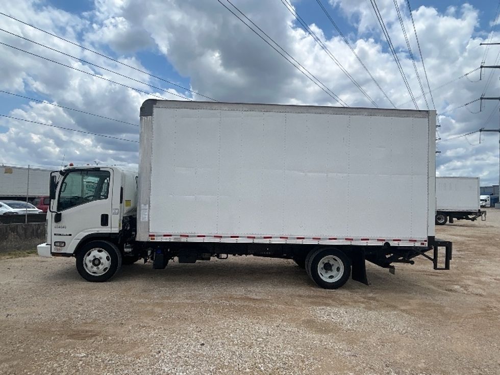 Medium Duty Box Truck-Light and Medium Duty Trucks-Isuzu-2022-NRR-Katy-TX-111,724\n\t\tmiles-$ 49,000 - Image 4