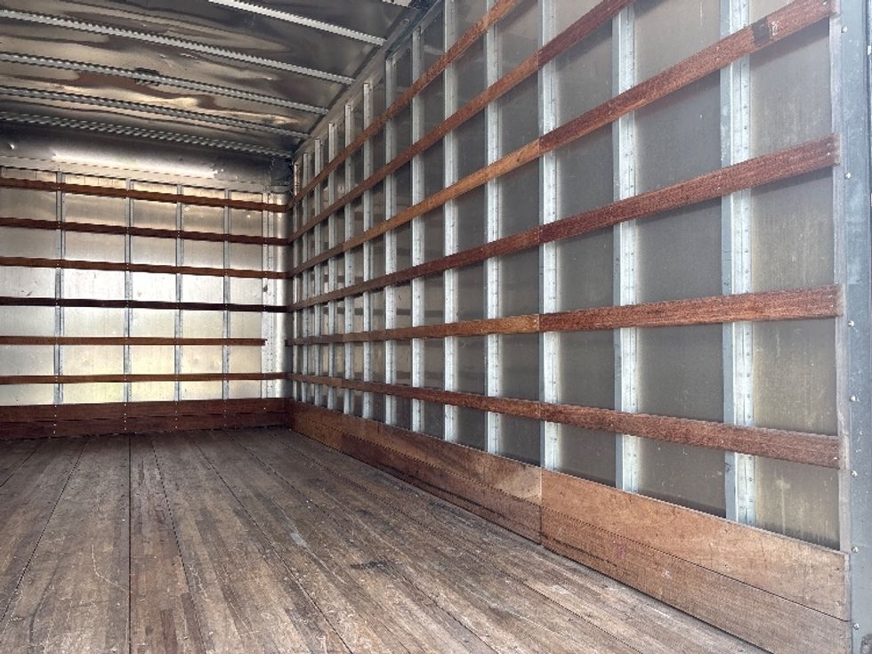 Medium Duty Box Truck-Light and Medium Duty Trucks-Isuzu-2022-NRR-Katy-TX-116,485\n\t\tmiles-$ 50,000 - Image 12