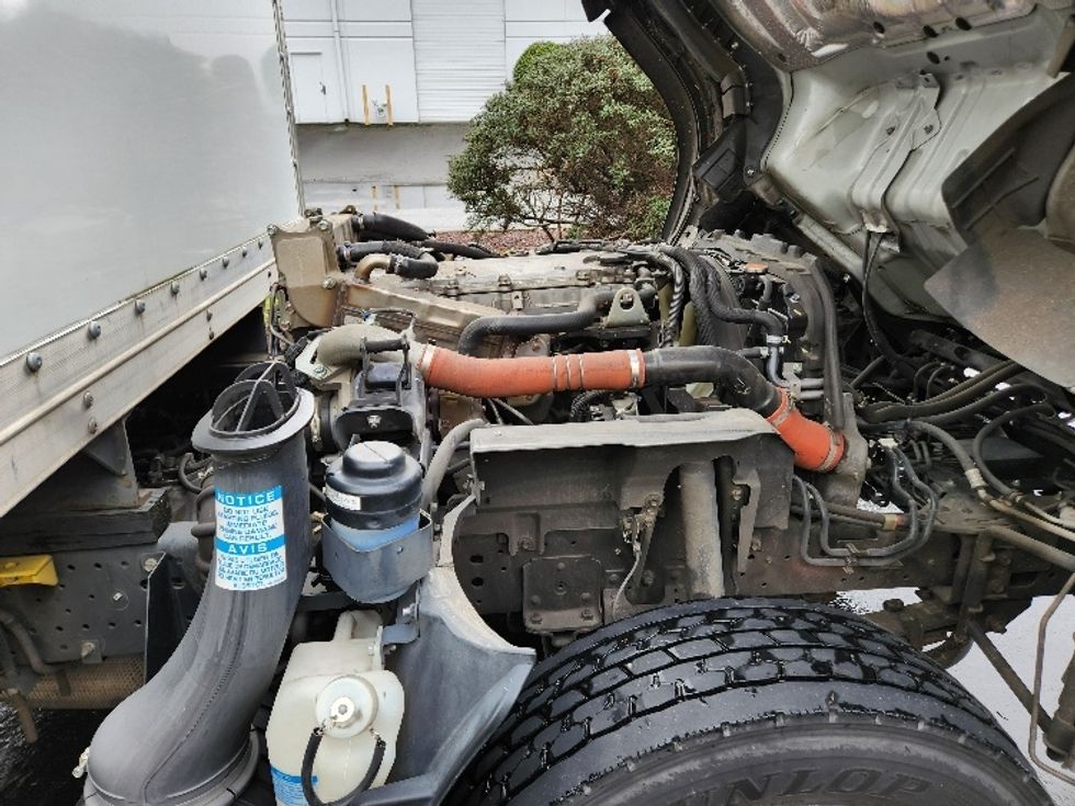 Medium Duty Box Truck-Light and Medium Duty Trucks-Isuzu-2022-NRR-Kent-WA-44,223\n\t\tmiles-$ 59,750 - Image 23