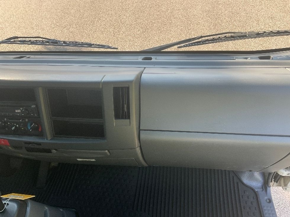 Medium Duty Box Truck-Light and Medium Duty Trucks-Isuzu-2022-NRR-King Of Prussia-PA-151,401\n\t\tmiles-$ 41,250 - Image 21