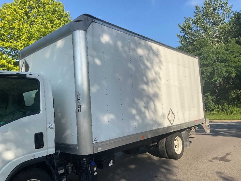Medium Duty Box Truck-Light and Medium Duty Trucks-Isuzu-2022-NRR-King Of Prussia-PA-151,401\n\t\tmiles-$ 41,250 - Image 25
