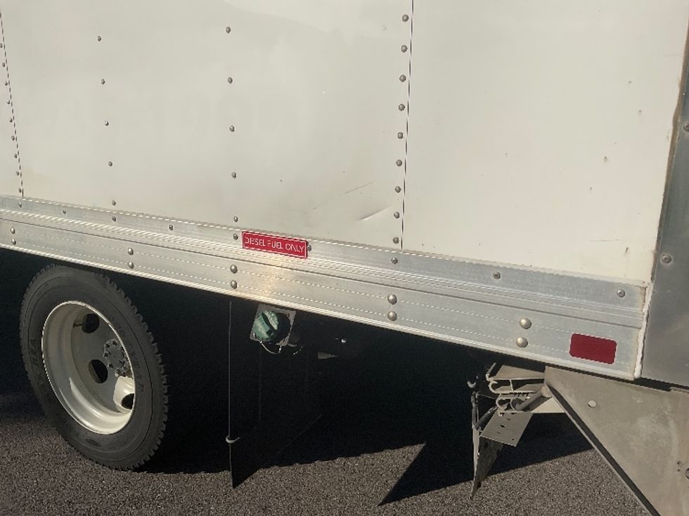 Medium Duty Box Truck-Light and Medium Duty Trucks-Isuzu-2022-NRR-King Of Prussia-PA-151,401\n\t\tmiles-$ 41,250 - Image 27