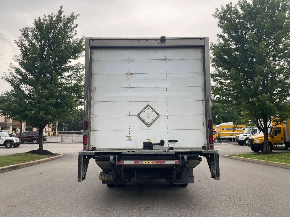 Medium Duty Box Truck-Light and Medium Duty Trucks-Isuzu-2022-NRR-King Of Prussia-PA-151,401\n\t\tmiles-$ 41,250 - Image 7