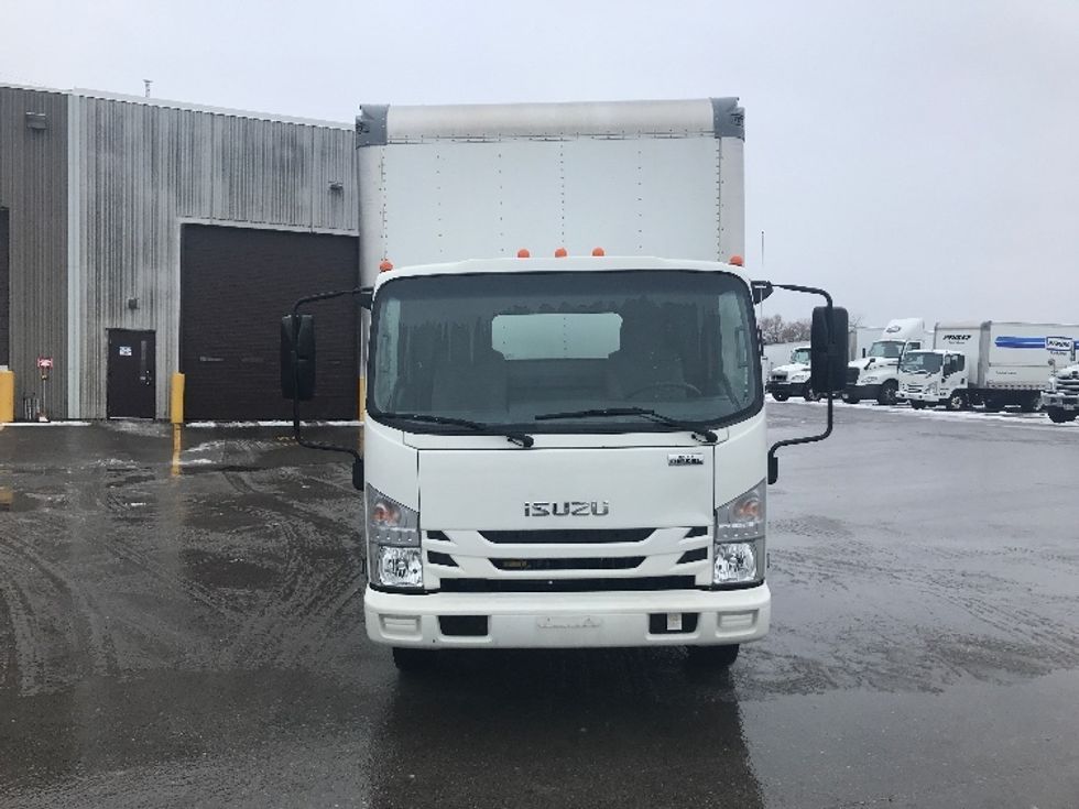 Medium Duty Box Truck-Light and Medium Duty Trucks-Isuzu-2022-NRR-Mississauga-ON-90,381\n\t\tkm-$ 74,750 - Image 2