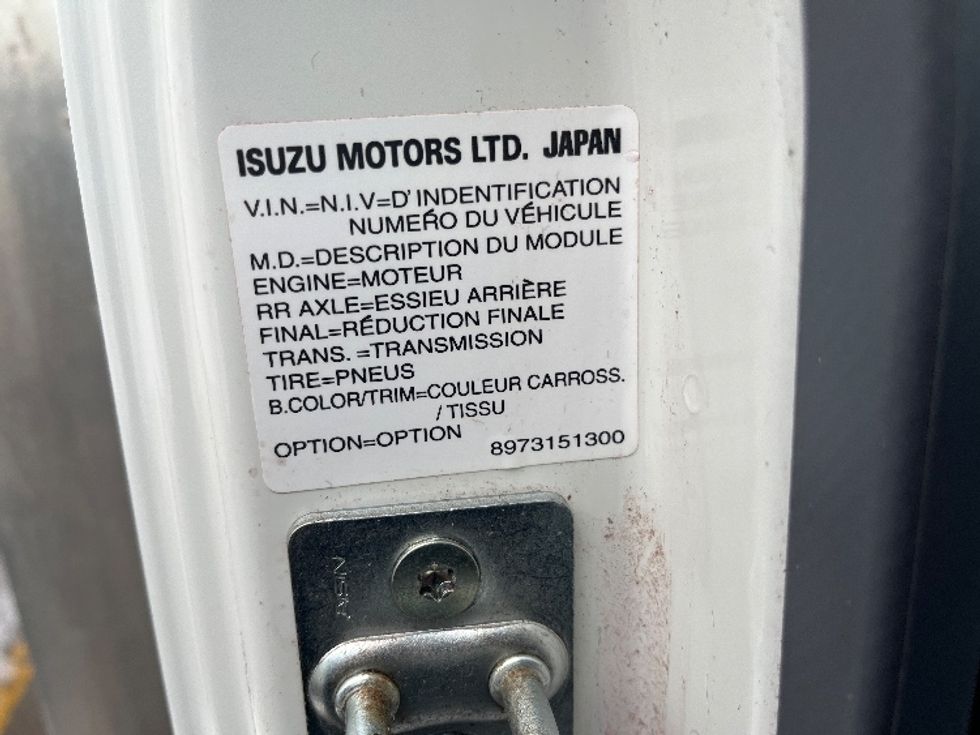 Medium Duty Box Truck-Light and Medium Duty Trucks-Isuzu-2022-NRR-Mississauga-ON-90,381\n\t\tkm-$ 74,750 - Image 24