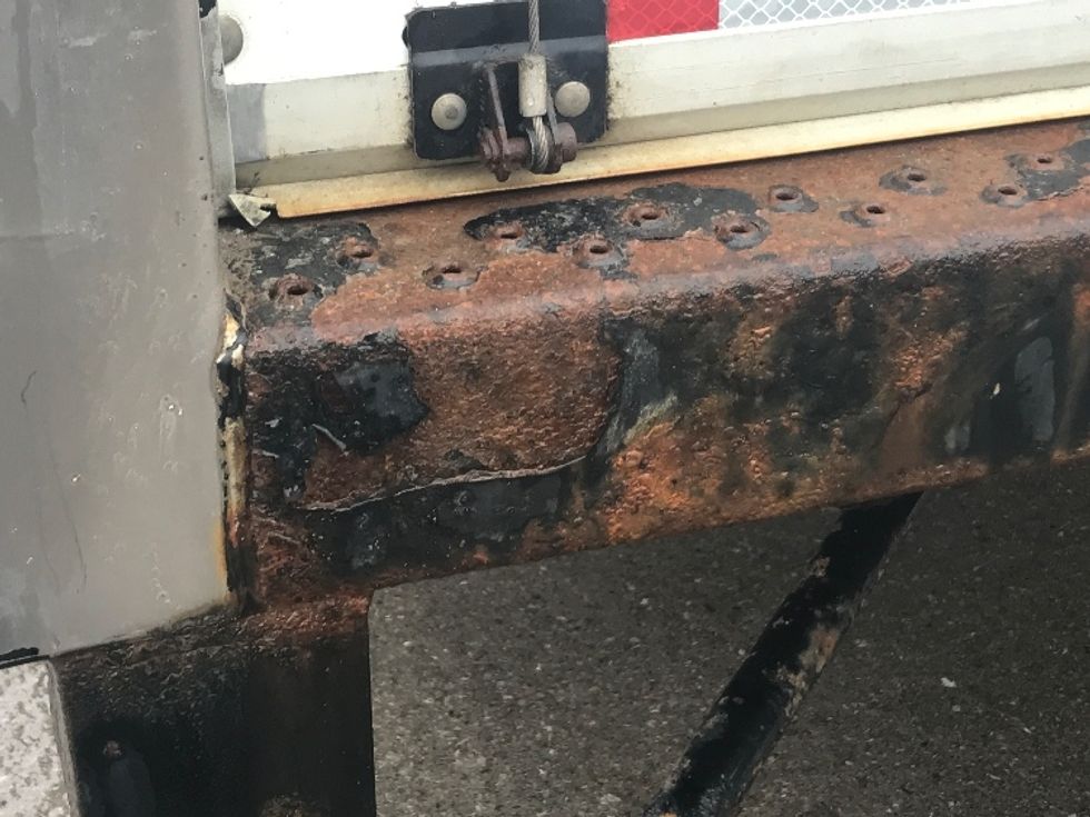 Medium Duty Box Truck-Light and Medium Duty Trucks-Isuzu-2022-NRR-Mississauga-ON-90,381\n\t\tkm-$ 74,750 - Image 27