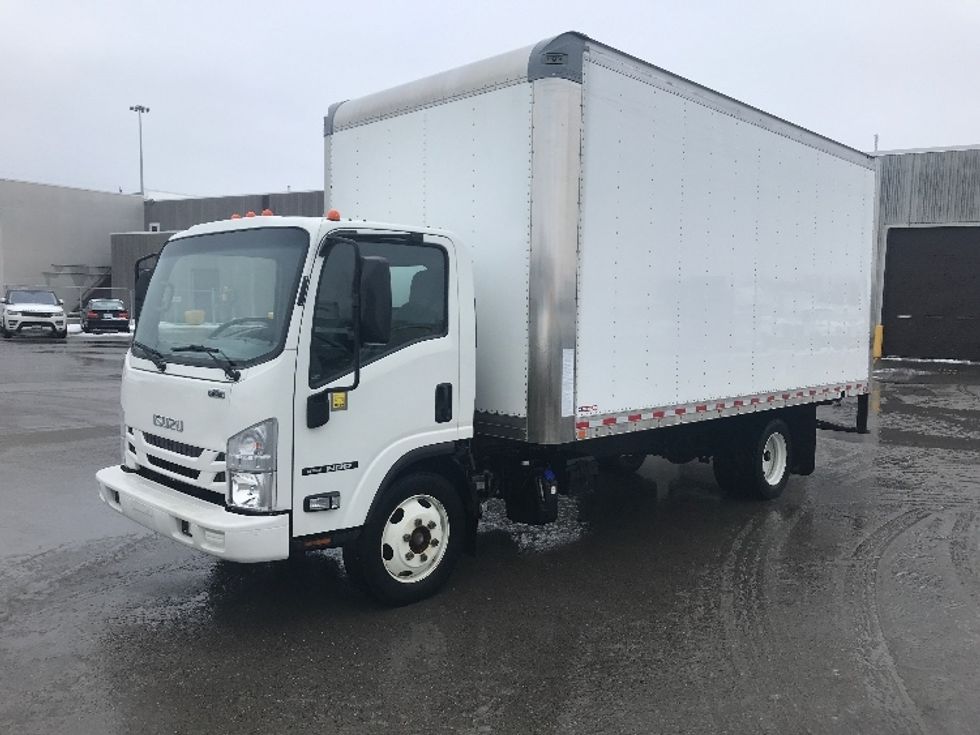 Medium Duty Box Truck-Light and Medium Duty Trucks-Isuzu-2022-NRR-Mississauga-ON-90,381\n\t\tkm-$ 74,750 - Image 3