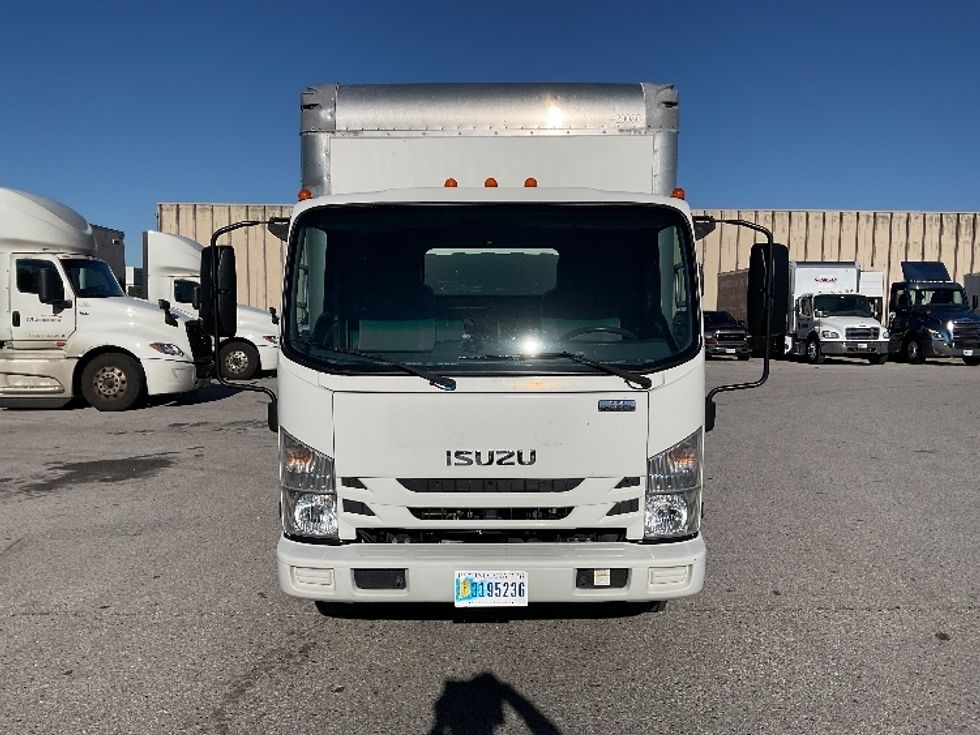 Medium Duty Box Truck-Light and Medium Duty Trucks-Isuzu-2022-NRR-Moberly-MO-101,085\n\t\tmiles-$ 44,250 - Image 2