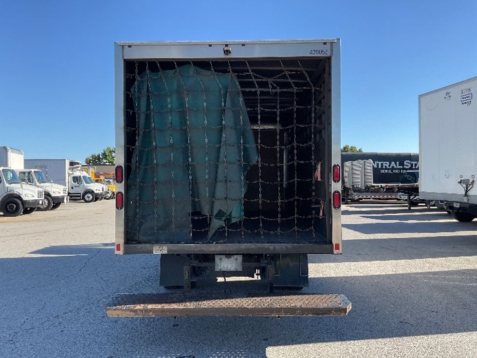 Medium Duty Box Truck-Light and Medium Duty Trucks-Isuzu-2022-NRR-Moberly-MO-101,085\n\t\tmiles-$ 44,250 - Image 7