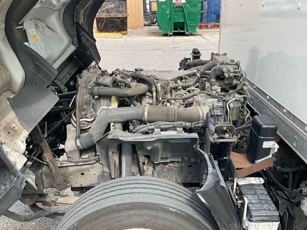 Medium Duty Box Truck-Light and Medium Duty Trucks-Isuzu-2022-NRR-Moberly-MO-125,983\n\t\tmiles-$ 40,500 - Image 22