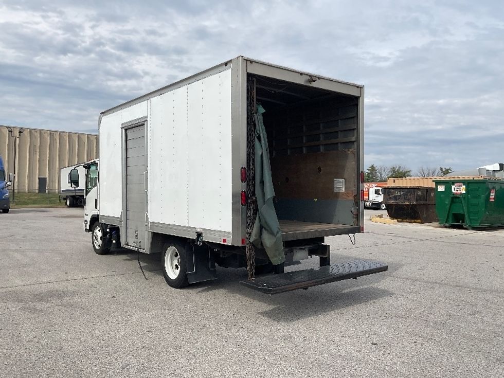 Medium Duty Box Truck-Light and Medium Duty Trucks-Isuzu-2022-NRR-Moberly-MO-125,983\n\t\tmiles-$ 40,500 - Image 6