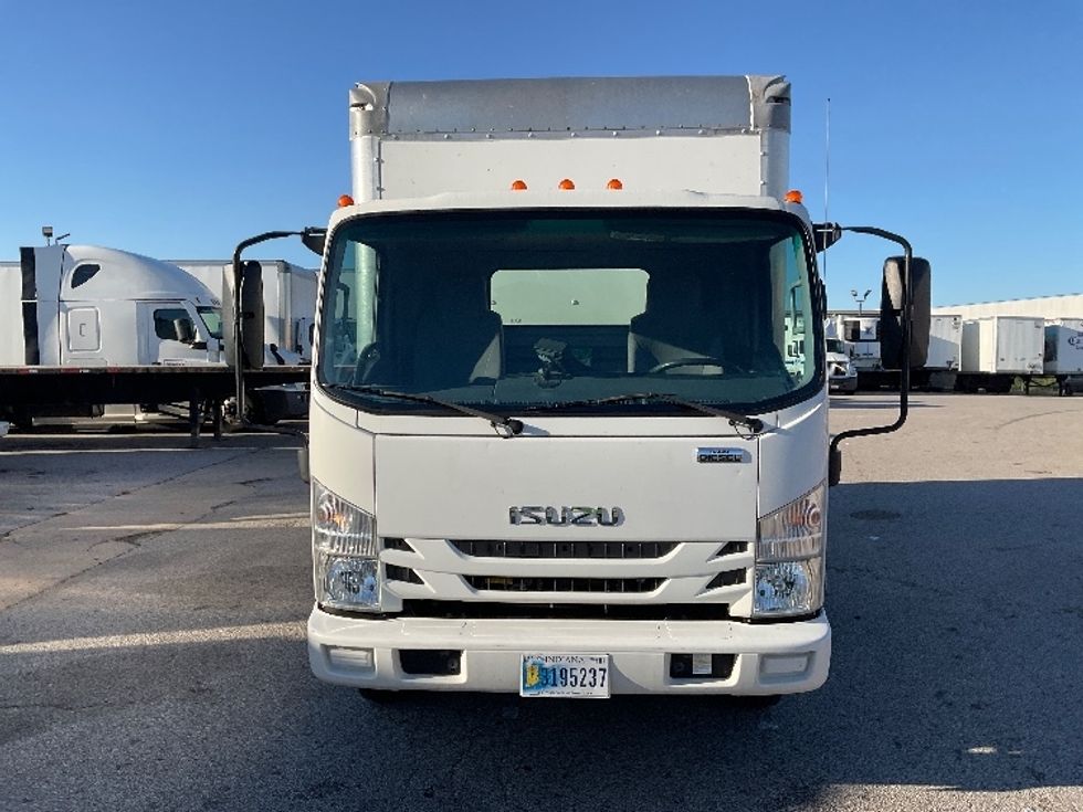 Medium Duty Box Truck-Light and Medium Duty Trucks-Isuzu-2022-NRR-Moberly-MO-141,147\n\t\tmiles-$ 36,500 - Image 2