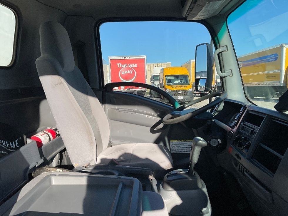Medium Duty Box Truck-Light and Medium Duty Trucks-Isuzu-2022-NRR-Moberly-MO-141,147\n\t\tmiles-$ 36,500 - Image 21