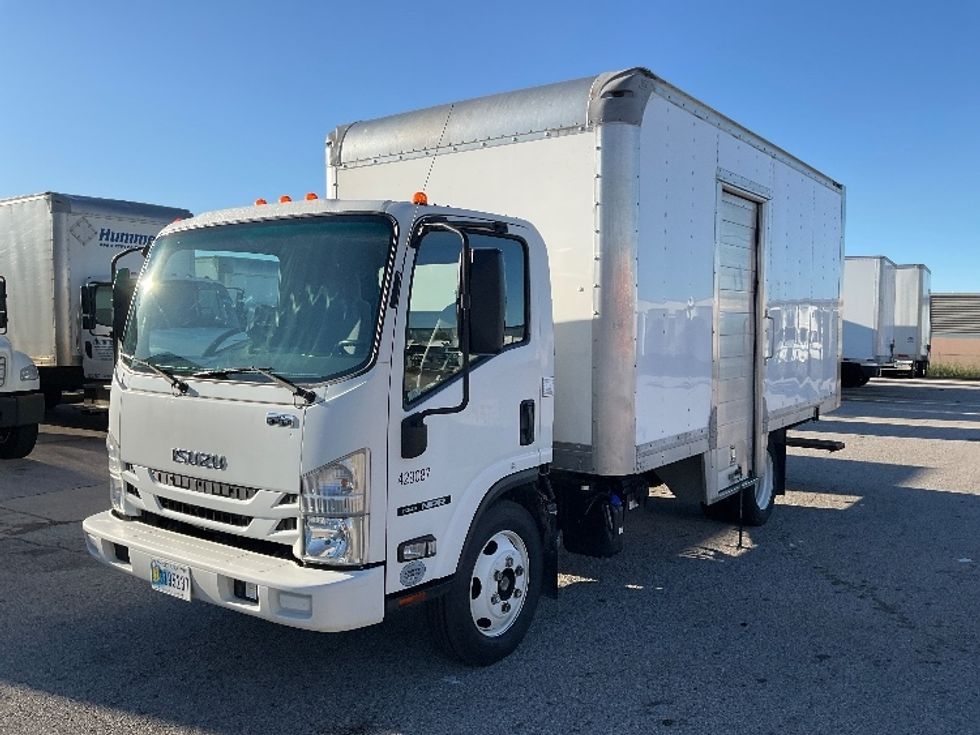 Medium Duty Box Truck-Light and Medium Duty Trucks-Isuzu-2022-NRR-Moberly-MO-141,147\n\t\tmiles-$ 36,500 - Image 3