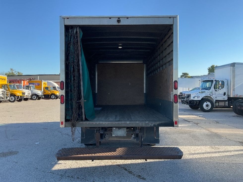 Medium Duty Box Truck-Light and Medium Duty Trucks-Isuzu-2022-NRR-Moberly-MO-141,147\n\t\tmiles-$ 36,500 - Image 8