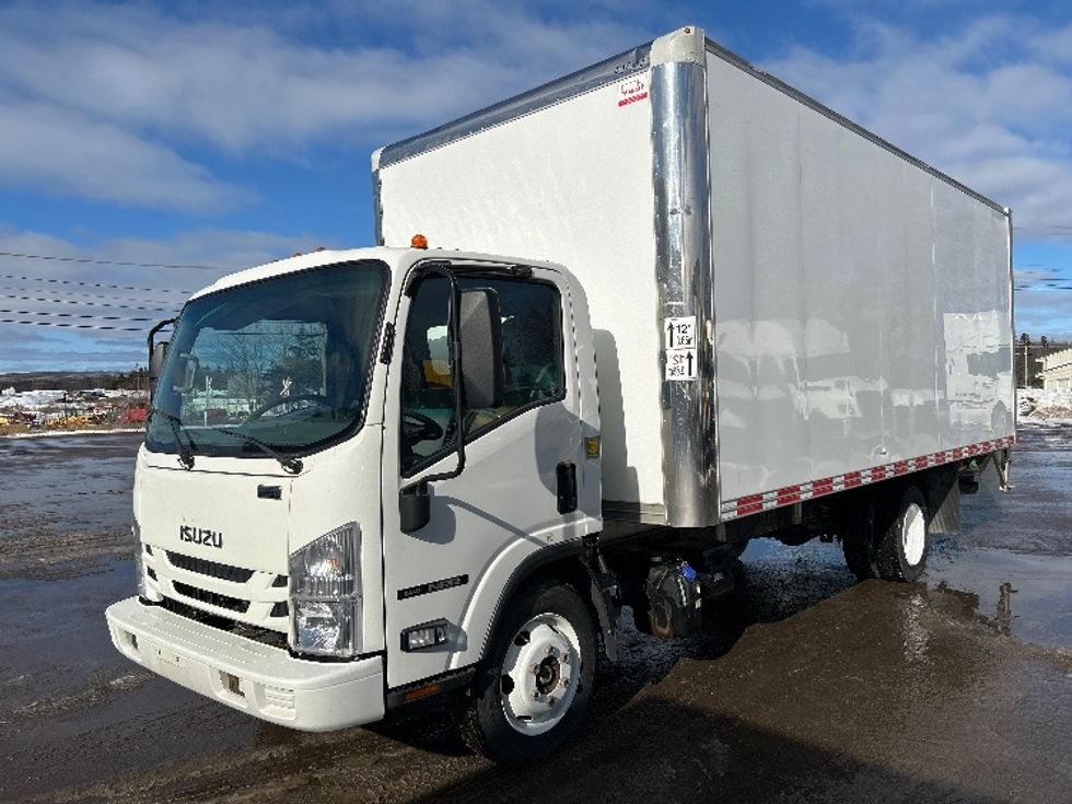 Medium Duty Box Truck-Light and Medium Duty Trucks-Isuzu-2022-NRR-Moncton-NB-188,266\n\t\tkm-$ 65,750 - Image 6