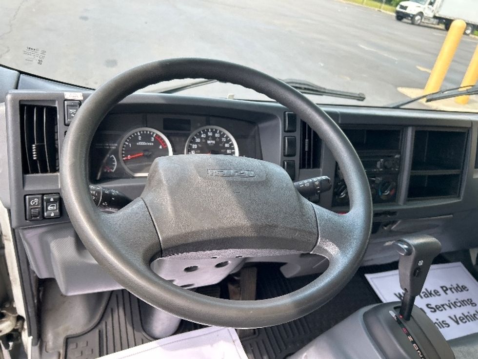 Medium Duty Box Truck-Light and Medium Duty Trucks-Isuzu-2022-NRR-Montgomery-NY-113,386\n\t\tmiles-$ 45,500 - Image 16
