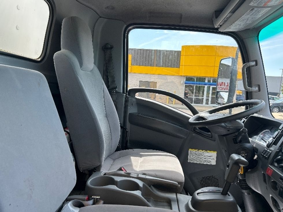 Medium Duty Box Truck-Light and Medium Duty Trucks-Isuzu-2022-NRR-Montgomery-NY-113,386\n\t\tmiles-$ 45,500 - Image 21