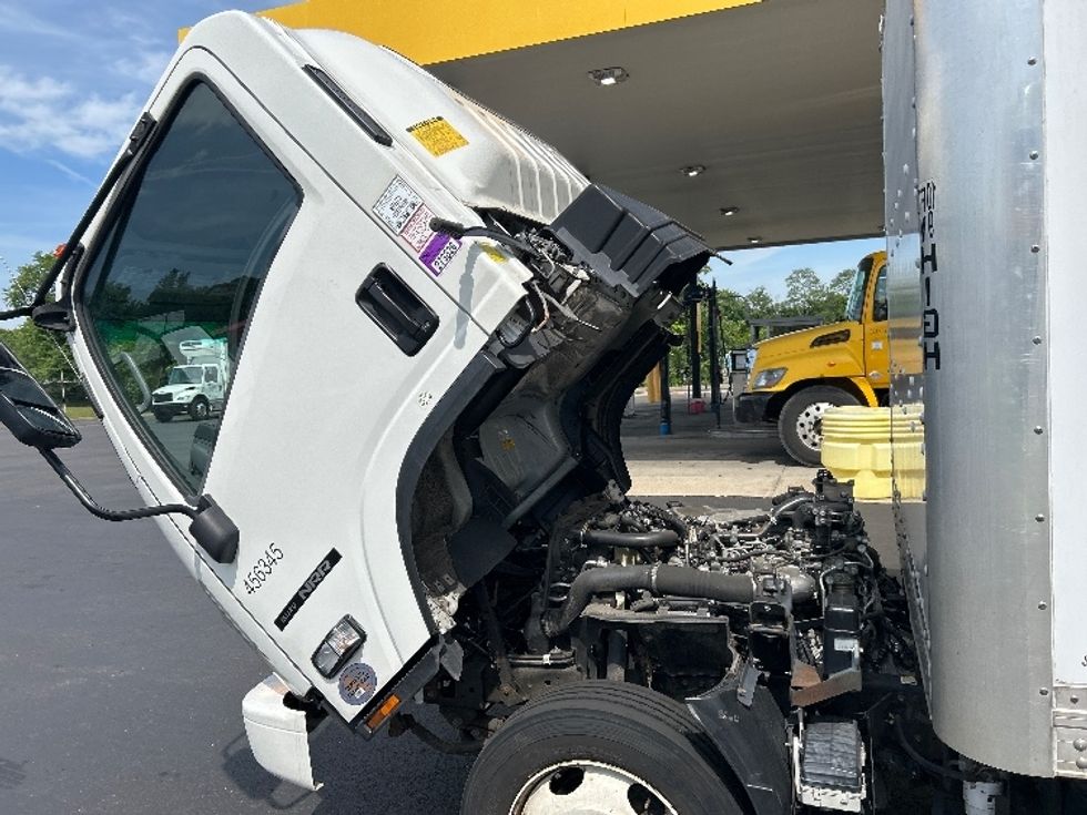 Medium Duty Box Truck-Light and Medium Duty Trucks-Isuzu-2022-NRR-Montgomery-NY-113,386\n\t\tmiles-$ 45,500 - Image 23