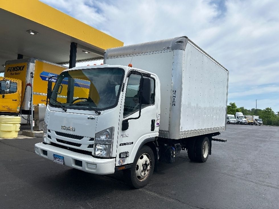 Medium Duty Box Truck-Light and Medium Duty Trucks-Isuzu-2022-NRR-Montgomery-NY-113,386\n\t\tmiles-$ 45,500 - Image 3