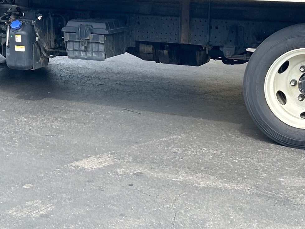 Medium Duty Box Truck-Light and Medium Duty Trucks-Isuzu-2022-NRR-Montgomery-NY-113,386\n\t\tmiles-$ 45,500 - Image 5