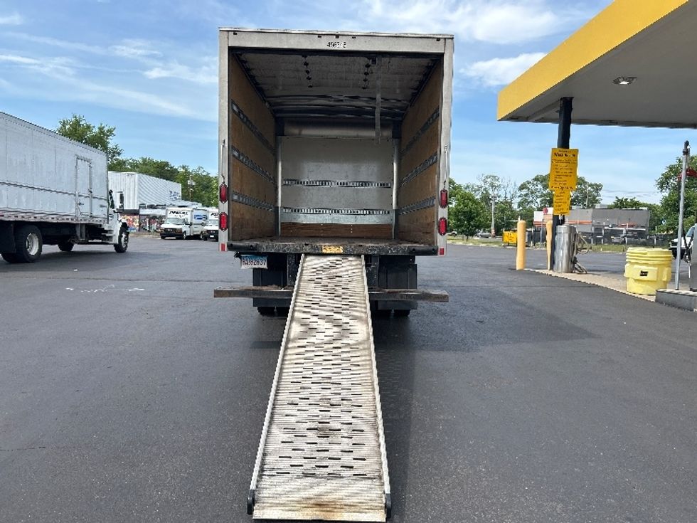Medium Duty Box Truck-Light and Medium Duty Trucks-Isuzu-2022-NRR-Montgomery-NY-113,386\n\t\tmiles-$ 45,500 - Image 9