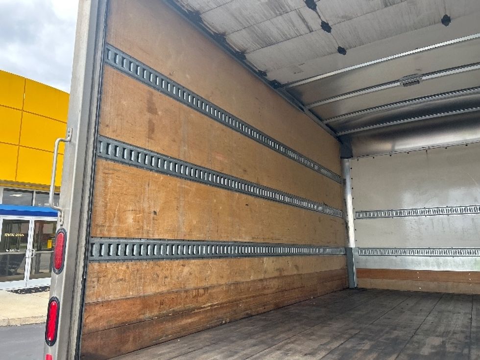 Medium Duty Box Truck-Light and Medium Duty Trucks-Isuzu-2022-NRR-Montgomery-NY-129,705\n\t\tmiles-$ 40,250 - Image 10