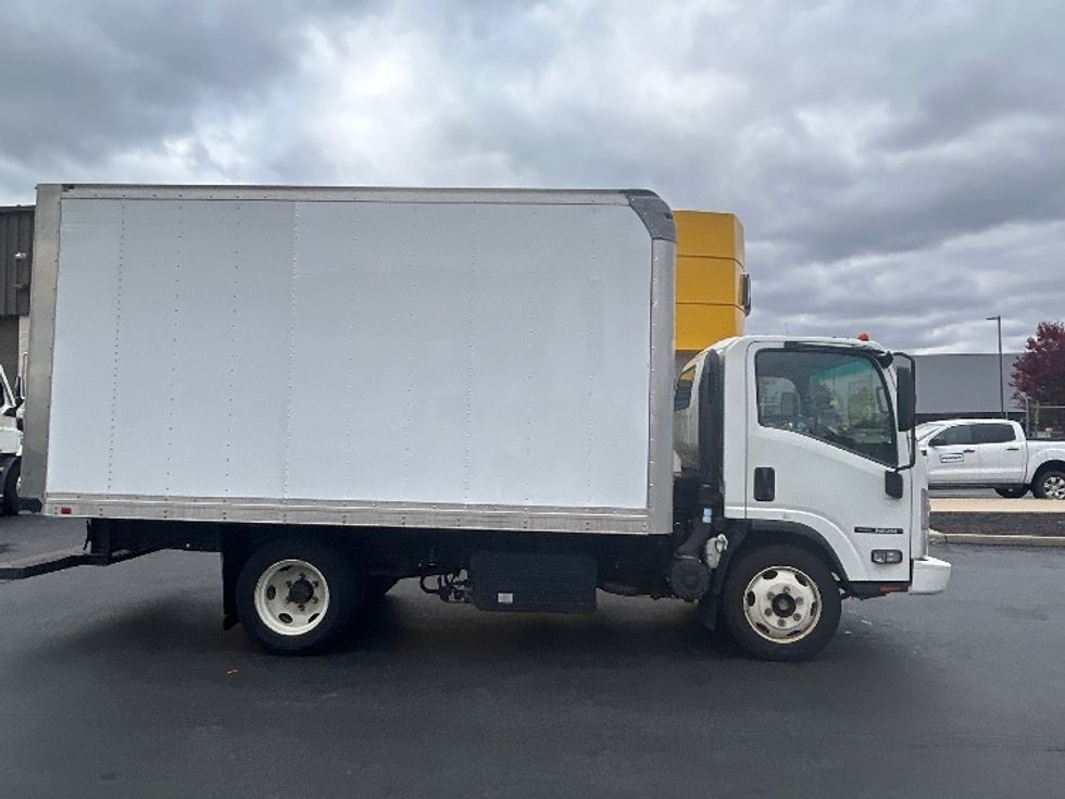 Medium Duty Box Truck-Light and Medium Duty Trucks-Isuzu-2022-NRR-Montgomery-NY-129,705\n\t\tmiles-$ 40,250 - Image 14